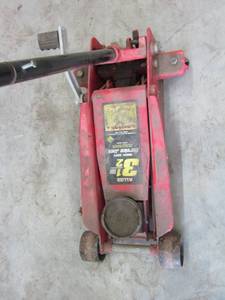 lot 531 image: Allied 3.5 ton heavy duty service jack