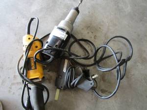 lot 552 image: DeWalt electric sander Industrial grinder model 31547440 Arrow glue gun