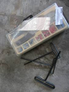 lot 585 image: Fuse lot-T- tools