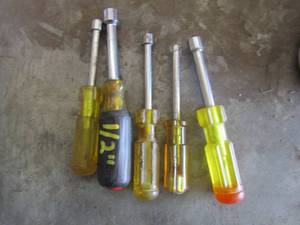 lot 641 image: Screw drivers  sockets