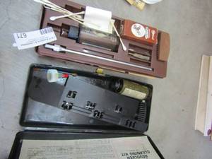 lot 671 image: 2 gun cleaning kits