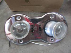 lot 679 image: 1988-1993 double chrome inside car lights for T bird
