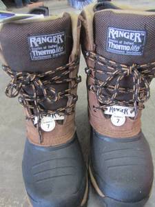 lot 695 image: Ranger mens size 7 steel toe boots