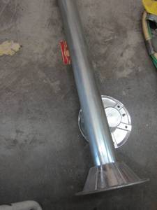lot 698 image: 1 seat mount for RV Boat