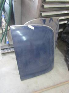 lot 717 image: 2 CORVETTE T-TOPS  BLUE 19761977