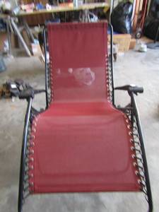 lot 718 image: Outdoor lounge chair
