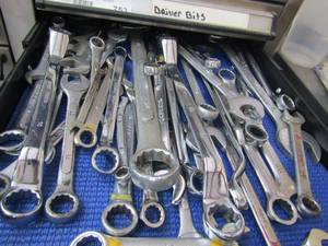 lot 754 image: metric wrenches
