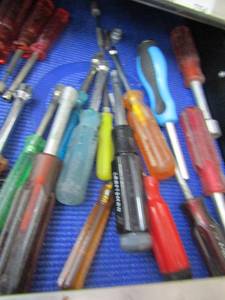 lot 755 image: nut drivers