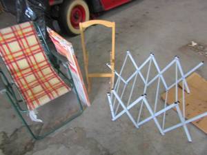 lot 780 image: Lawn chair   AC filter   drying rack towel rack
