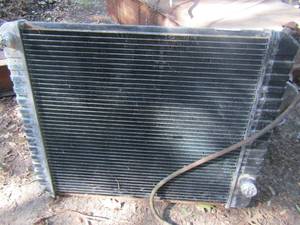 lot 801 image: Diesel radiator