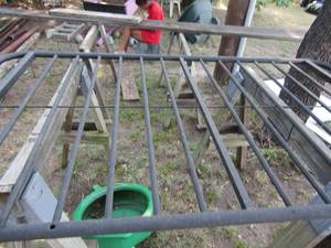 lot 822 image: Black METAL BED BASE