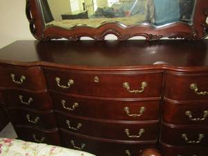 lot 3 image: CHERRY WOOD DRESSER 12 DRAWERS W MIRROR -DRESSER - 73L X 41H X 20D    MIRROR 46H X57L