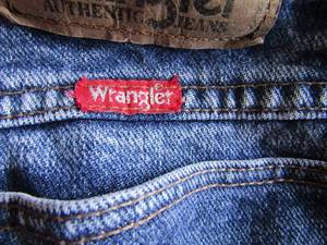 lot 1051 image: GAP & WRANGER JEANS 38 X 32  APPROX 10 PAIRS