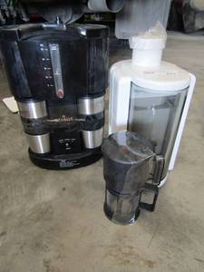lot 1053 image: GEVALIA COFFEE MAKER, W 2 CUPS, HOME TREND JUICER,  COFFEE GRINDER