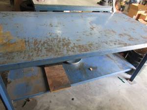 lot 955 image: 2 tier workshop table 33x72x30