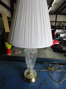 lot 970 image: 28 lamp clear glass with shade