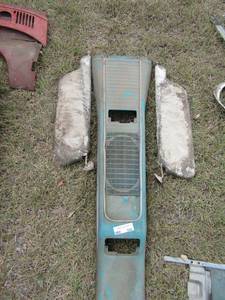 lot 948 image: CENTER CONSOLE COVER (BLUE) & VISORS