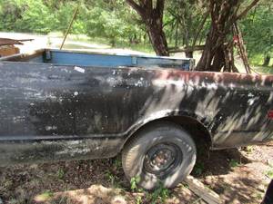 lot 973 image: TRUCK BED TRAILER W METAL TOOL BOX - BILL OF SALE