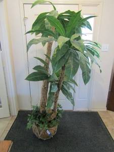 lot 975 image: 7 Faux foliage tree from the Phillipines