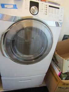 lot 14 image: Samsung 10 setting front load dryer works-white