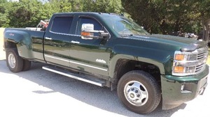 lot 4 image: 2015 CHEVROLET 3500 HIGH COUNTRY 4X4 DURAMAX 76K MILES
