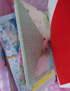 lot 839 image: BOX OF CARDS W ENVELOPES