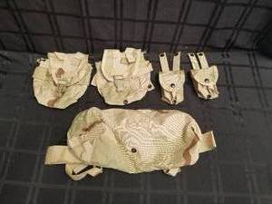lot 159 image: Selection of Army camo bags