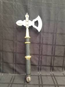 lot 66 image: Decorative Axe 19 long