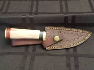 lot 71 image: Hunting Knife with sheath and Damascus blade