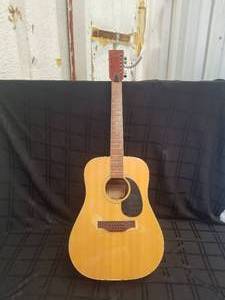 lot 230 image: Franciscan 12 string guitar - needs repair