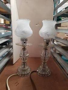 lot 132 image: Selection of 2 vintage glass table lamps 14 tall