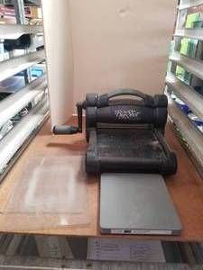 lot 188 image: Big shot stampin up machine