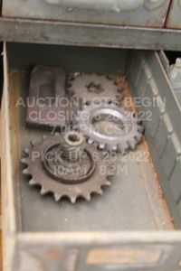 lot 306 image: Set of Gears MISC TOOLBOX ITEMS METAL DRAWER NOT INCLUDED