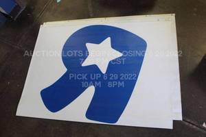 lot 353 image: Toys R Us Banner Poster R logo 6 3 x 4 Vinyl TRU