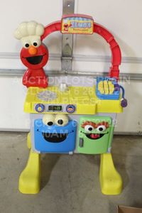 lot 356 image: Elmos Restaurant Playset Kitchen Fisher-Price
