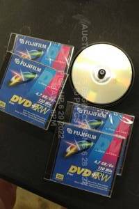 lot 386 image: Lot of 17 DVD  RW Discs, Unused