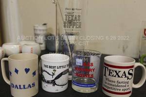 lot 408 image: Set of 4 Texas Glasses with Titos Texas Sipper and Mugs Funny