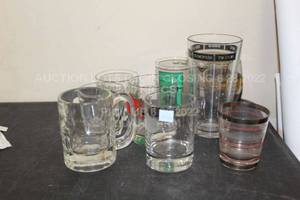 lot 416 image: Set of 9 Glasses Various Whiskey Glasses and Collectible Designs