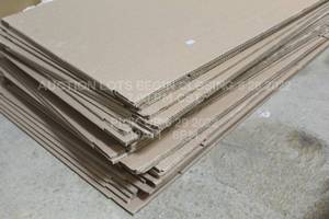 lot 443 image: Lot of 27 Large Cardboard Rectangular Moving Boxes 210 31 x 23 x 6 Brand New Unused Box Set