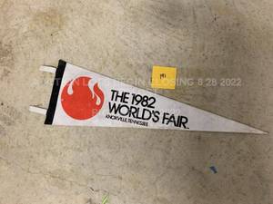 lot 191 image: 1982 Worlds Fair Pennant