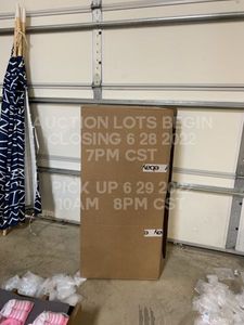 lot 450 image: Giant Moving Box 330 43 x 20 x 14 Previously Used, Taped on Bottom