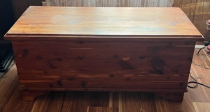 lot 9 image: Cedar Chest 37x 16.5x 17