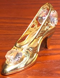 lot 50 image: 3 Gold Tone Millennium Shoe Figurine wClear Stones