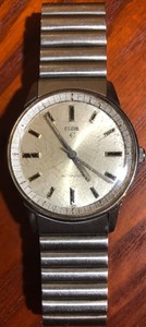 lot 147 image: Vintage Elgin Stainless Steel Automatic Watch