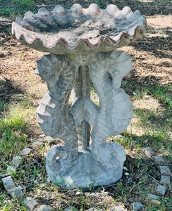 lot 151 image: Concrete Sea Horse Bird Bath 3ft Tall