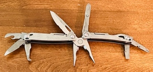 lot 160 image: Laithman Wingman Foldable Multi-Tool