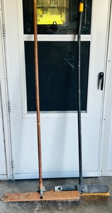 lot 188 image: 2 Shop Brooms