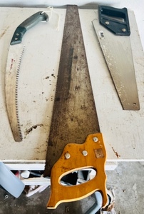 lot 190 image: 3 Assorted Vintage Hand Saws