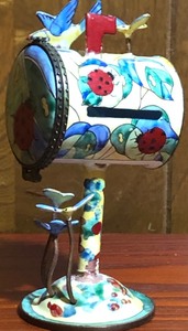 lot 206 image: Kelvin Chen Enameled Hand-Painted Coin Bank Mailbox No. 917 &nbsp2004