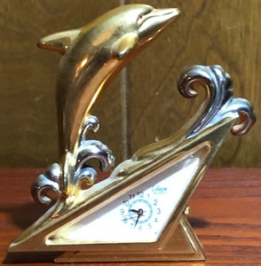 lot 214 image: Vintage Collegio Quartz Brass Collectible Jumping Dolphin Desk Clock wRuby Stone Eyes